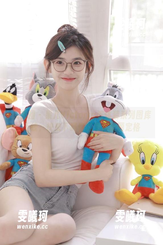 果儿Victoria 微密圈 - 果儿Victoria连体装系列图库上线,快来下载你的专属美丽定格