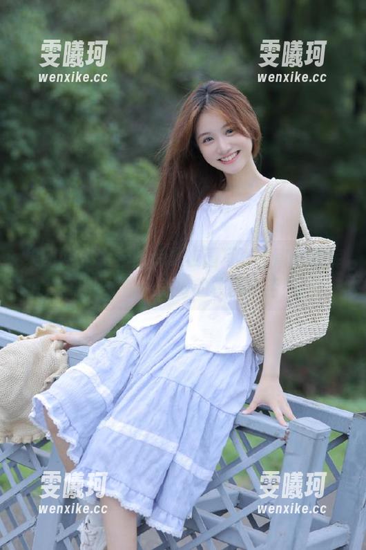 果团网-裴希西 果团网 - 裴希西专属校园写真,高清图库让你体验最美好的校园生活!