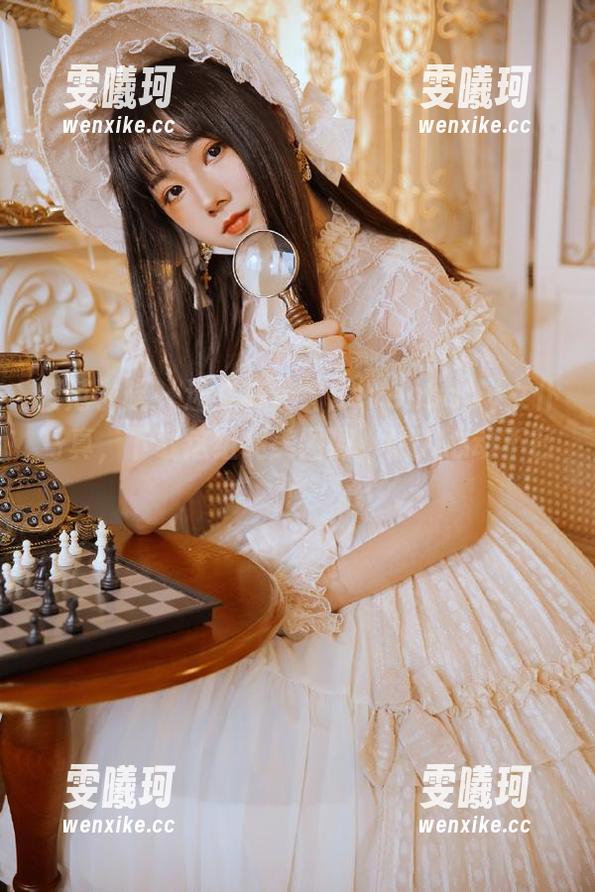 模范学院 - 迷恋柳侑绮Sevenbaby女仆写真，下载这组绝美图像，让人心动不已！