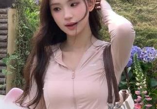 物恋传媒 – 夜风里的野蔷薇图集，尽在小茶的摄影作品下载中
