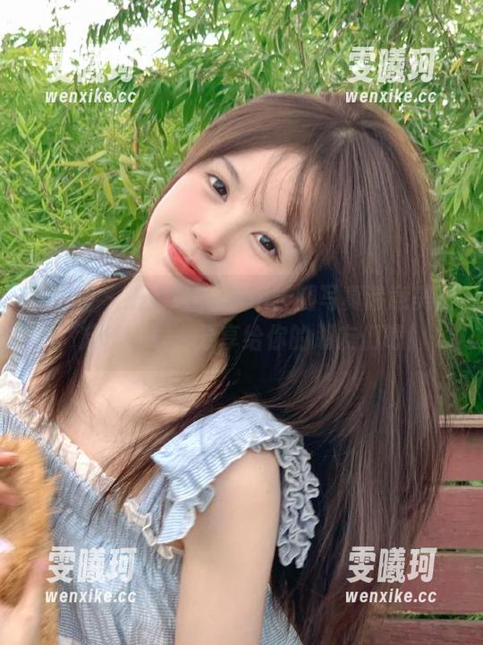 猫萌榜 - 王婉悠Queen长腿写真诗意美图，赶快下载，分享给你的朋友们吧！