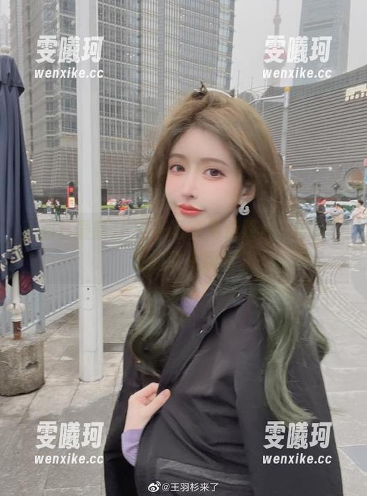 王羽杉 王羽杉最新JK樱花写真免费照片,青春少女的动人瞬间