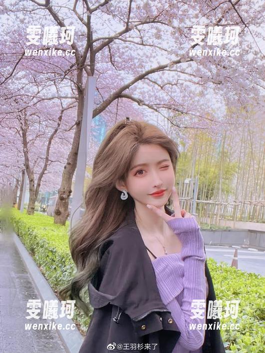 王羽杉 高清壁纸尽在眼前:王羽杉的居家写真让你秒变生活美学达人!