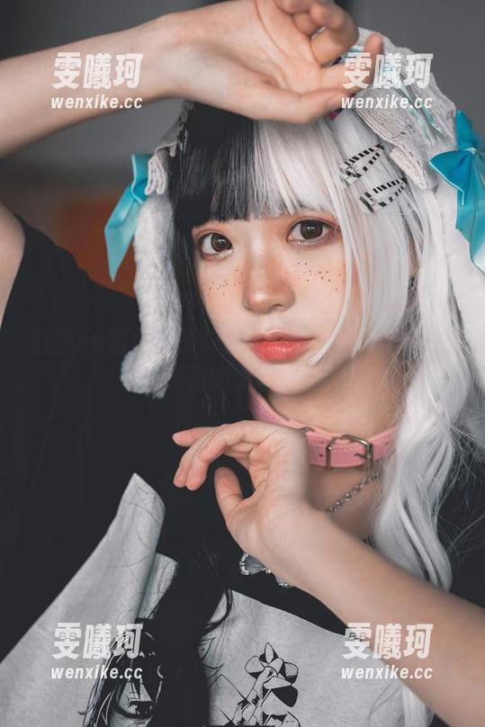 疯猫ss新作更新！被囚禁的少女映射内心深处的无限情感