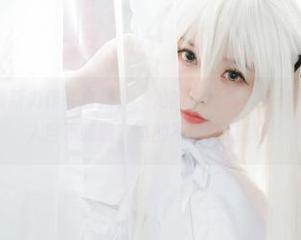 白易子教主最新力作《白裙》，她的作品再次突破想象界限，令人目不转睛，真的不容错过哦！