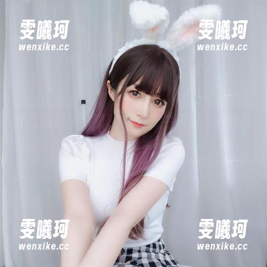 不可错过的白银81可爱奶牛美图，精致图包大揭秘！
