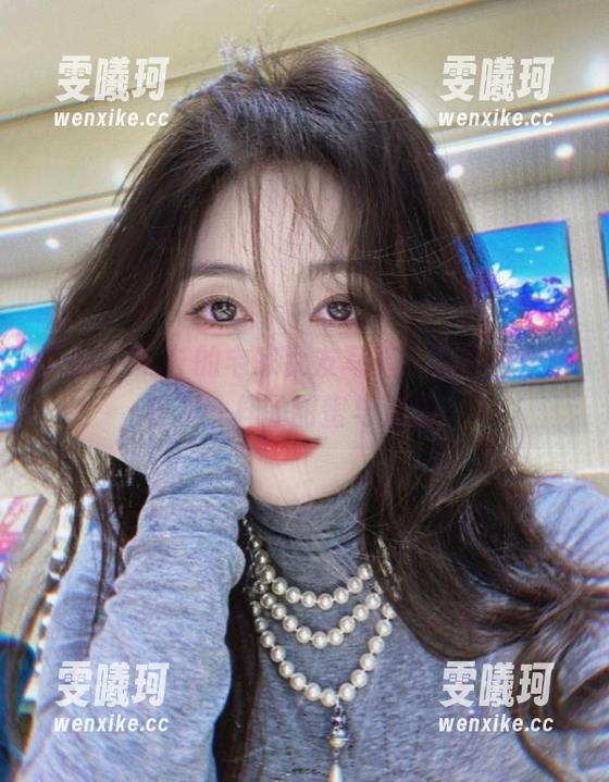 白银81 下载白银81的宅家女友写真,宅在家中感受不一样的甜蜜与温馨!