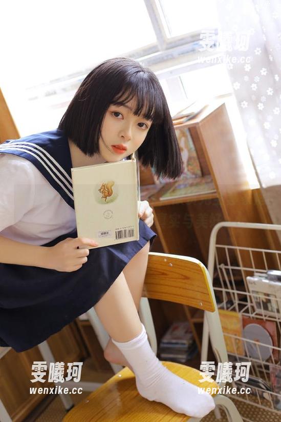 白露Bululu 走进白露Bululu的世界,欣赏她全套家庭の看护妇作品的真实与美好