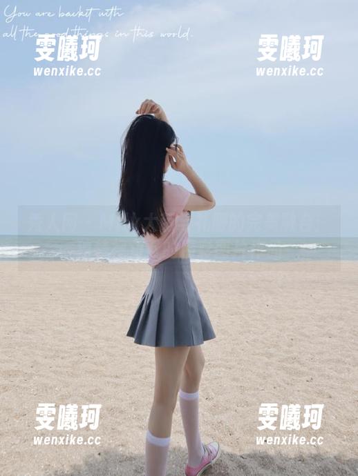 秀人网-Milk大萌 秀人网 - Milk大萌与礼服的完美融合:独特视角下的精彩图片作品