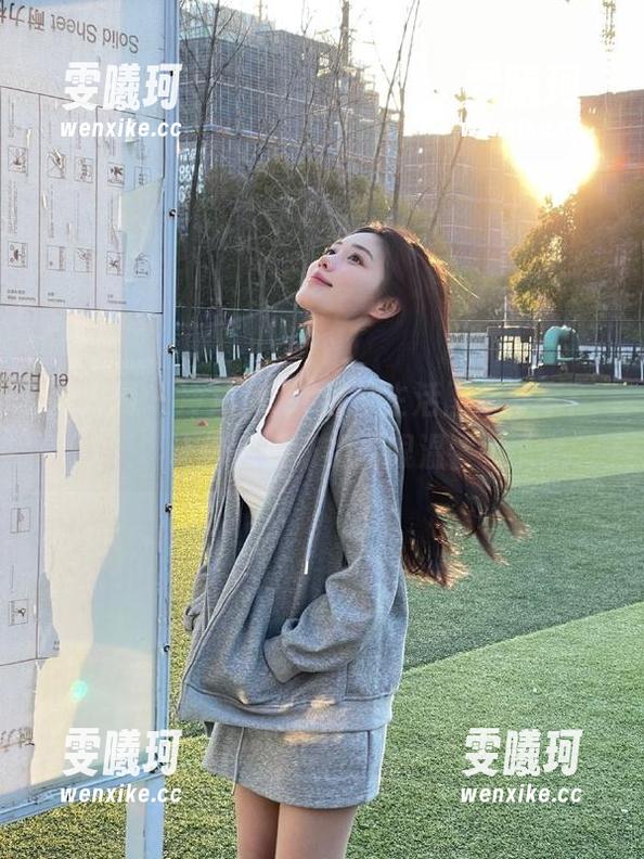 秀人网-冷月yuer 秀人网 - 冷月yuer居家生活图集分享:让你感受家的无限温馨