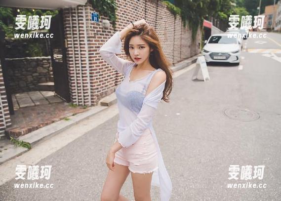 秀人网-凯竹廿十 秀人网 - 凯竹廿十的夏日梦境:高清写真分享透视夏天的色彩