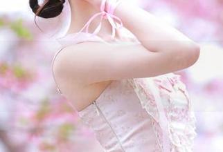 秀人网 – 制服下的区静瑶：私拍写真是如何让人无法抗拒的魅惑佳作！