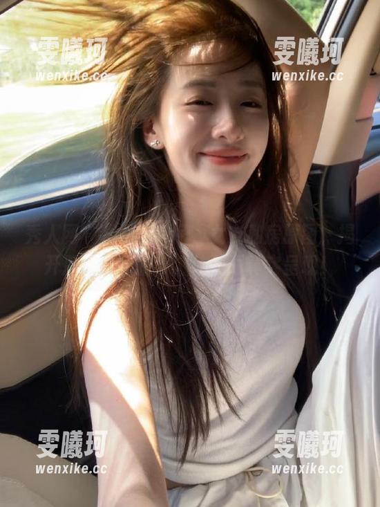 秀人网-周慕汐fairy 秀人网 - 周慕汐fairy女友私房原图,揭开那份神秘面纱,让美丽真实呈现!