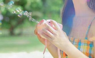秀人网 – 追寻青春的足迹：奈汐酱nice私拍泳装合集带你重温海滨时光