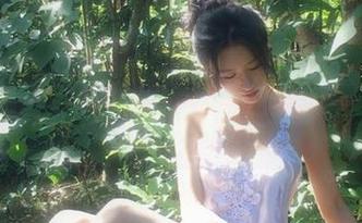 秀人网 – 安然Maleah的裤里丝高清套图，带你领略别样风情与优雅气质