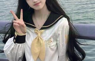 秀人网 – 小蛮妖_honey的自拍创作旅程：高清美图让每一张照片都成为艺术的灵魂表达