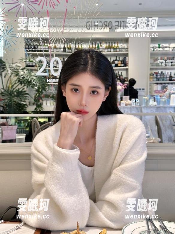 秀人网-小逗逗 秀人网 - 小逗逗的温柔写真作品合集:笑出声的优雅姿态大揭晓!