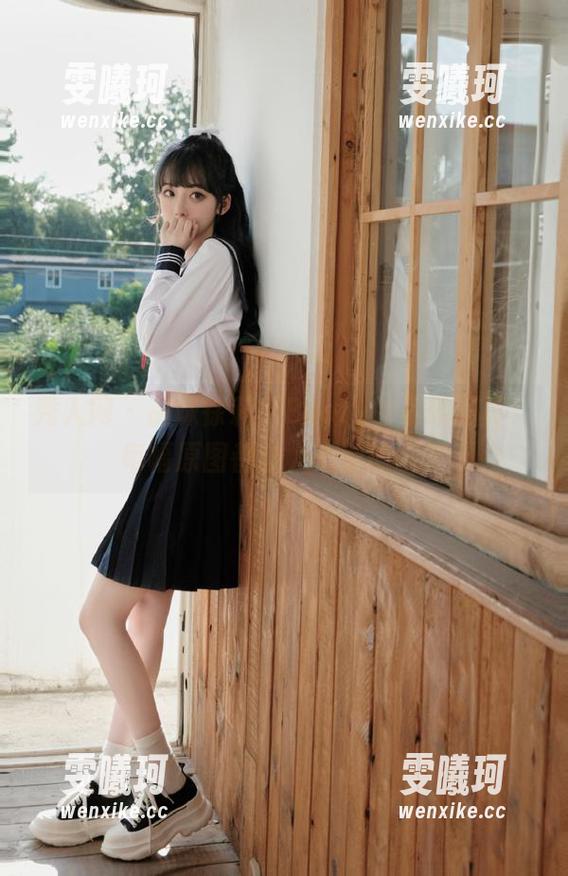 秀人网-徐莉芝Booty 秀人网 - 品味徐莉芝Booty的吊带写真:每幅原图都让人心动的图册