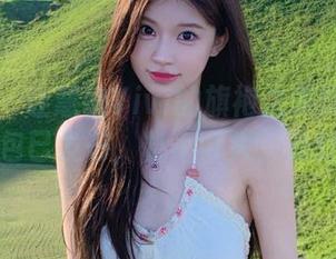 秀人网 – 让慧敏Vivi的旗袍之美陪伴你：精美图包已发布，机不可失，及时下载！
