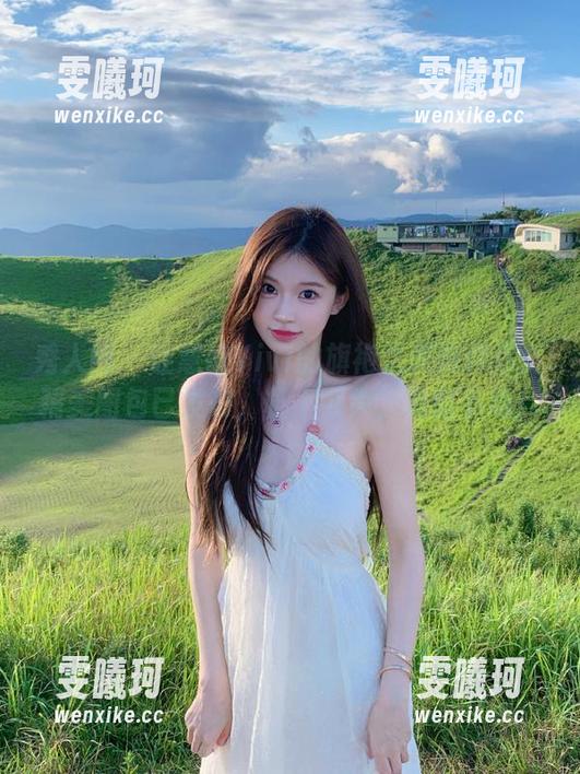 秀人网 - 让慧敏Vivi的旗袍之美陪伴你：精美图包已发布，机不可失，及时下载！