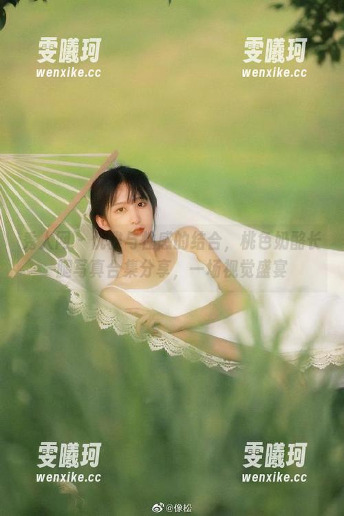 秀人网-桃色奶酪 秀人网 - 优雅与性感的结合,桃色奶酪长腿写真合集分享,一场视觉盛宴