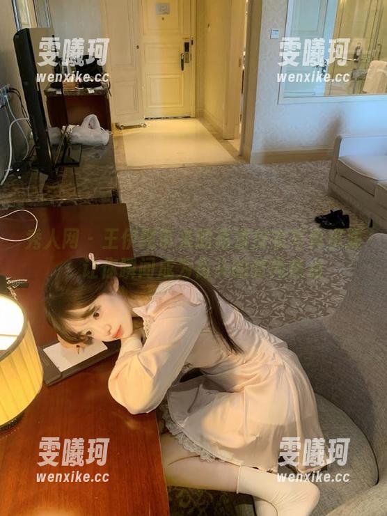 秀人网-王伊纯 秀人网 - 王伊纯带来的高清皮衣写真资源,让你瞬间成为街头的时尚焦点