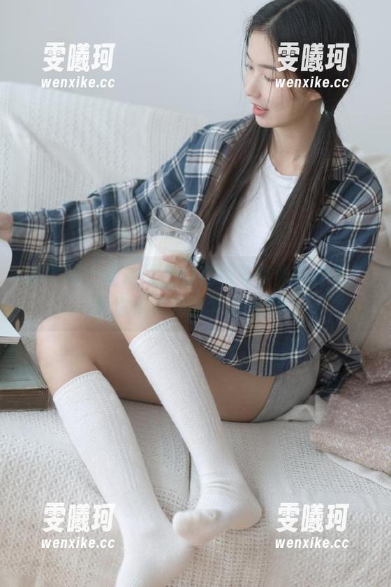 秀人网-璀灿 秀人网 - 璀灿天使的在线写真作品合集,带你走进她的梦想世界!