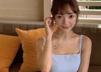 秀人网 – 田冰冰短裙作品大赏，让你领略不一样的青春甜美