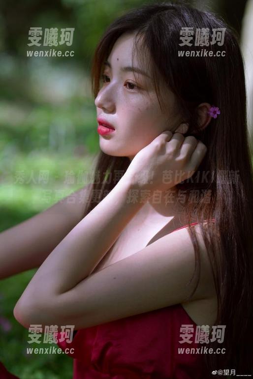 秀人网-芭比KIKI 秀人网 - 瑜伽魅力再升级!芭比KIKI最新写真合集更新,探索自在与和谐
