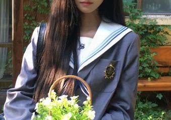 秀人网 – 让心灵安静，体验谢小蒽女神写真带来的美图壁纸之美