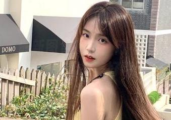 秀人网 – 最新图包揭晓！陈小喵居家写真展现生活的美好瞬间