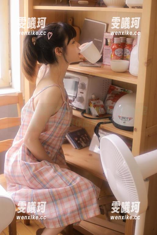 秀人网-黄可Christine 秀人网 - 全新视角下的黄可Christine空姐:她的写真作品集不容错过