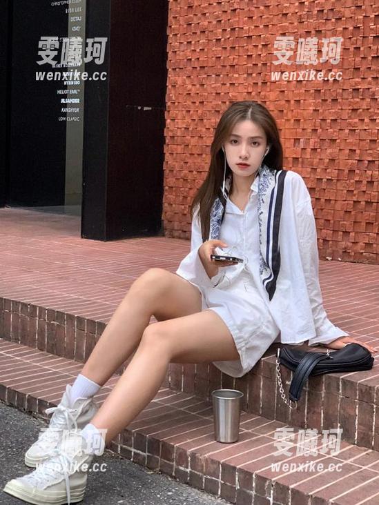 稚乖画册-赤西夜夜 稚乖画册 - 精美高清图包!赤西夜夜的厨娘写真,私房菜与魅力并存的视觉盛宴