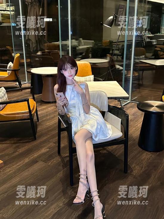 紧急企划-小奶糕Milky 紧急企划 - 小奶糕Milky的秘密写真,让你心动的作品,马上点击下载收藏吧!