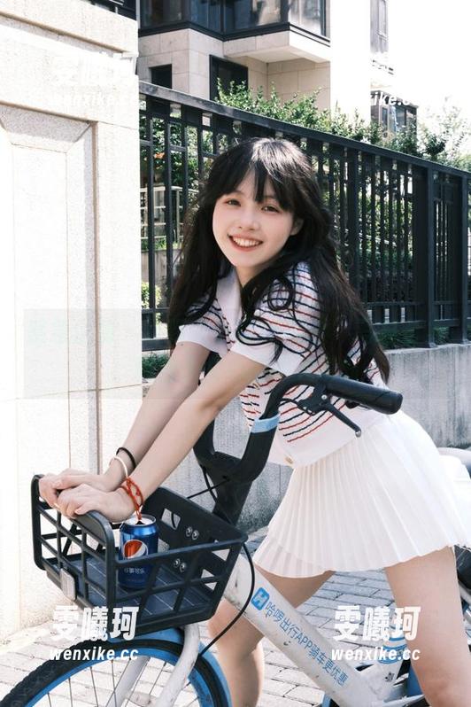 紧急企划-小恩 紧急企划 - 最新“小恩JK经典”写真合集:释放少女心的绝美瞬间
