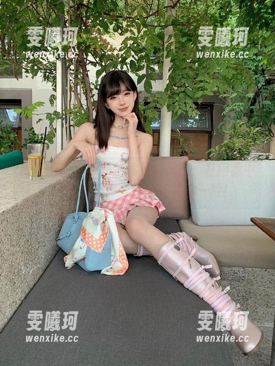 绮梦摄影-露露 绮梦摄影 - 露露的体操服风格:在网盘中展现我的不专业作品,笑你一脸!