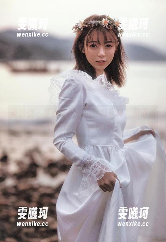 美媛馆-伊雨蔓Fiona 美媛馆 - 伊雨蔓Fiona定制写真,见证美脚之美的绚丽瞬间!
