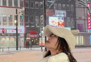 发现脱尾巴Mizuki的旅拍在线合集，展现真实而动人的旅程
