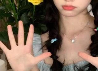 花漾show – 原图新鲜出炉！“Angela小热巴”在天台上的绚丽写真，让你一秒沉醉在梦幻中