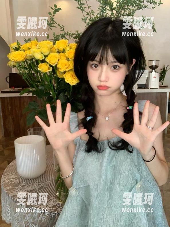 花漾show-Angela小热巴 花漾show - 原图新鲜出炉!“Angela小热巴”在天台上的绚丽写真,让你一秒沉醉在梦幻中