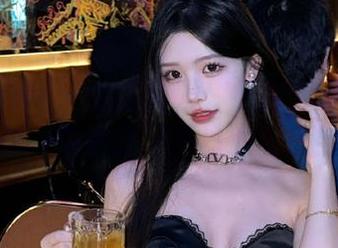 花漾show – 全国首发！媛媛酱belle的泳衣作品，免费分享夏日的清凉与热情！
