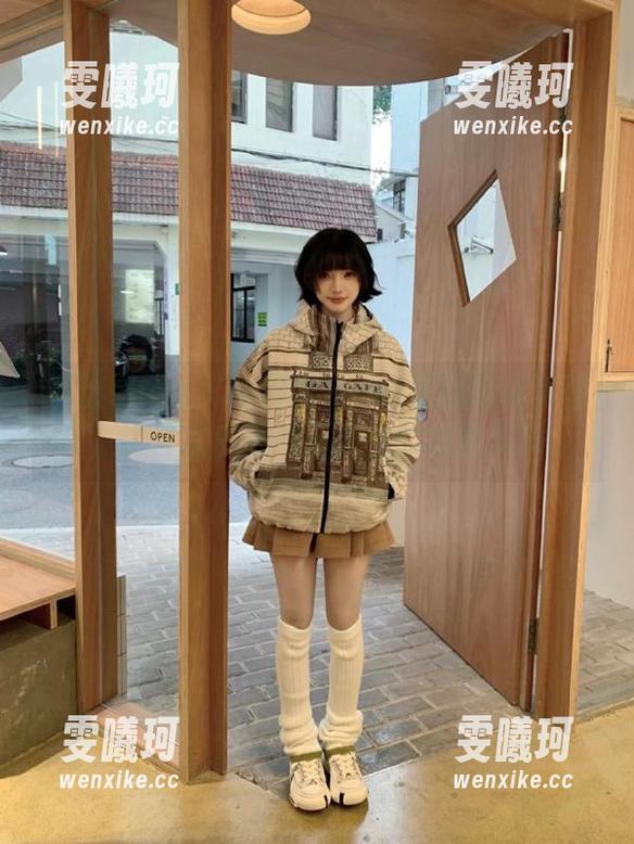花漾show-小海臀Rena 花漾show - 小海臀Rena浴缸写真套图,诠释水中魅力与女性的独特气质