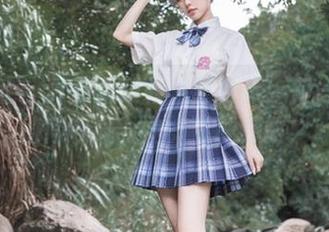 蜜桃社 – 真希高跟鞋写真合集：每一张都值得收藏，立即下载体验！