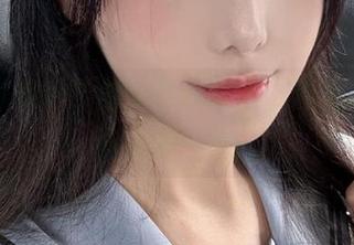 完美演绎水手服的蜜汁猫裘，超萌cos写真值得一看！