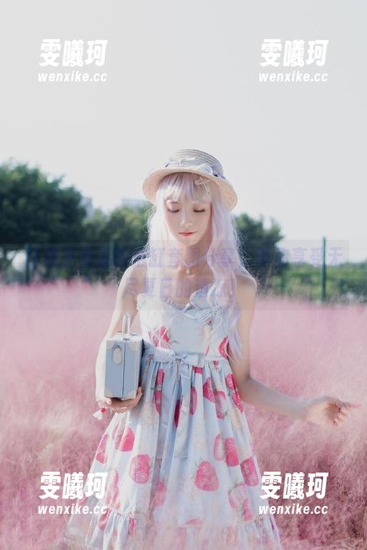 西瓜少女 西瓜少女清新浴缸套图分享,带你享受无尽夏日的清凉!