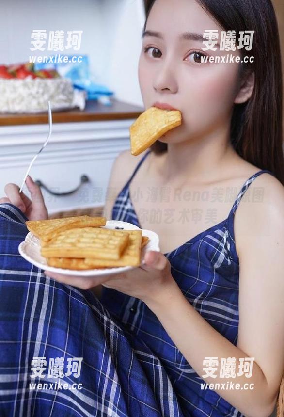 语画界 - 免费奉上小海臀Rena美脚原图，瞬间提升你的艺术审美