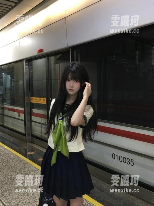 语画界-杨晨晨 语画界 - 杨晨晨的粉色幻梦,美图壁纸带你进入梦幻的唯美空间