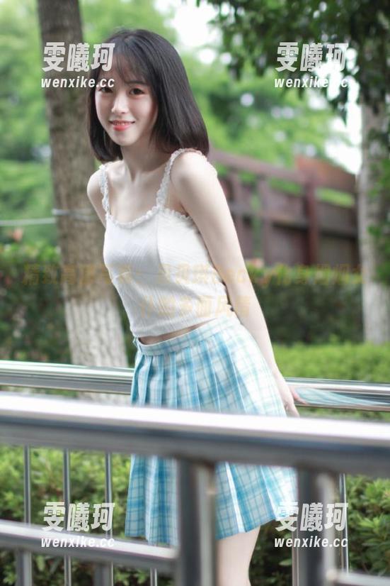 贝贝琪Becky 精致高清写真:贝贝琪Becky化身烟烟女仆的多面风情