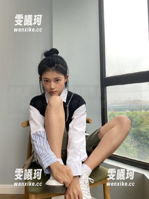 轰趴猫-杨晨晨sugar 轰趴猫 - 新一轮美图更新来袭,杨晨晨sugar奶牛系列带你体验自然之美!