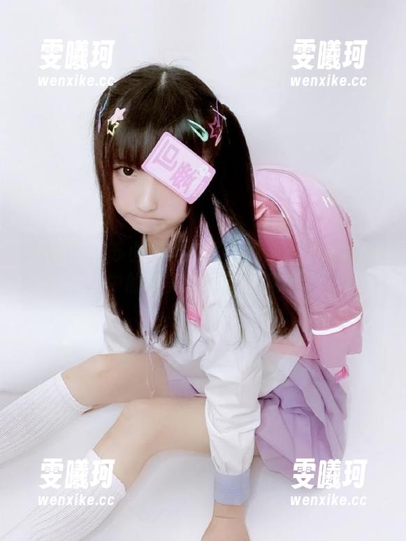 轰趴猫-苏小暖 轰趴猫 - 苏小暖海边写真更新:清晨海风中的唯美套图等你来看